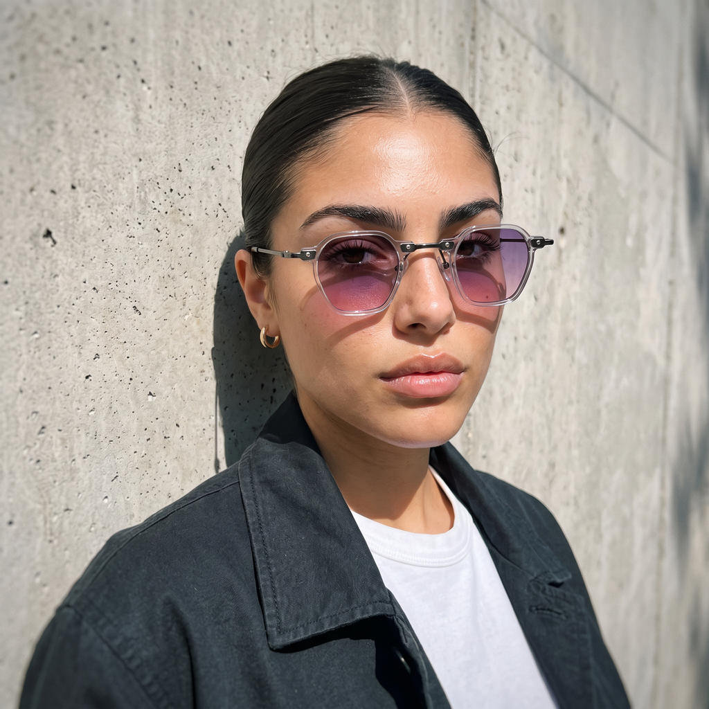 Nova clear/violet fade on face